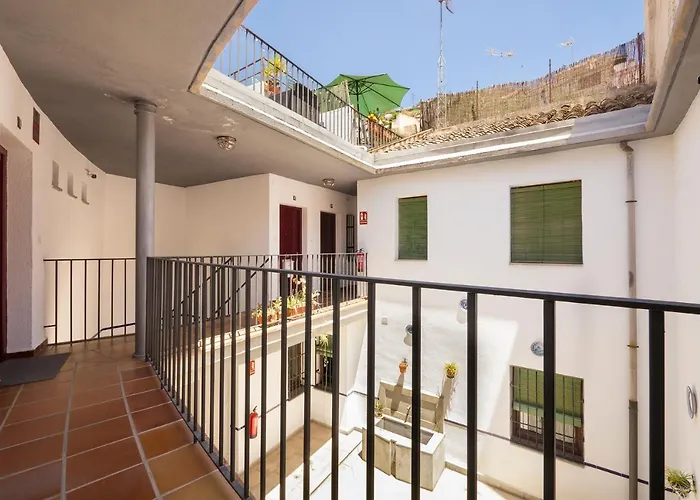 Coqueto Apartamento Duplex Con Terraza Privada Y Parking