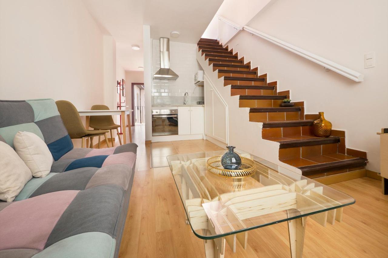 Apartamento Coqueto Duplex Con Terraza Privada Y Parking