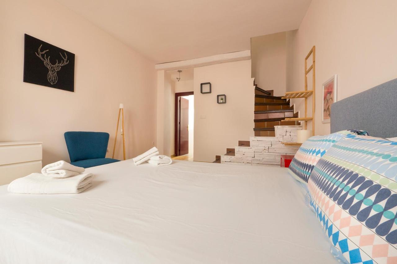Apartment Coqueto Duplex Con Terraza Privada Y Parking